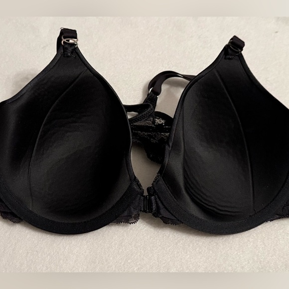 Maidenform One Fab Fit Full Coverage Lace Racerback Bra, 32D black lace - Picture 4 of 6